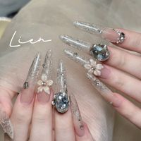 Lien_nails