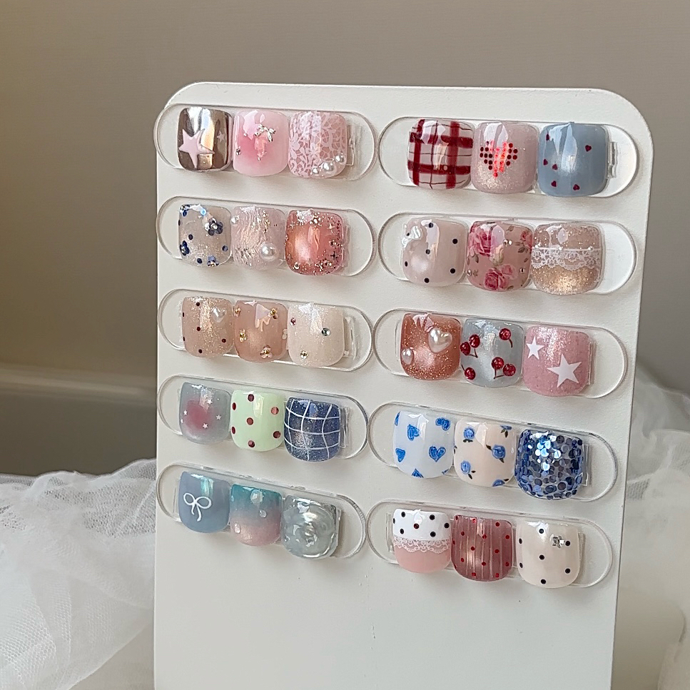nunnu_nail