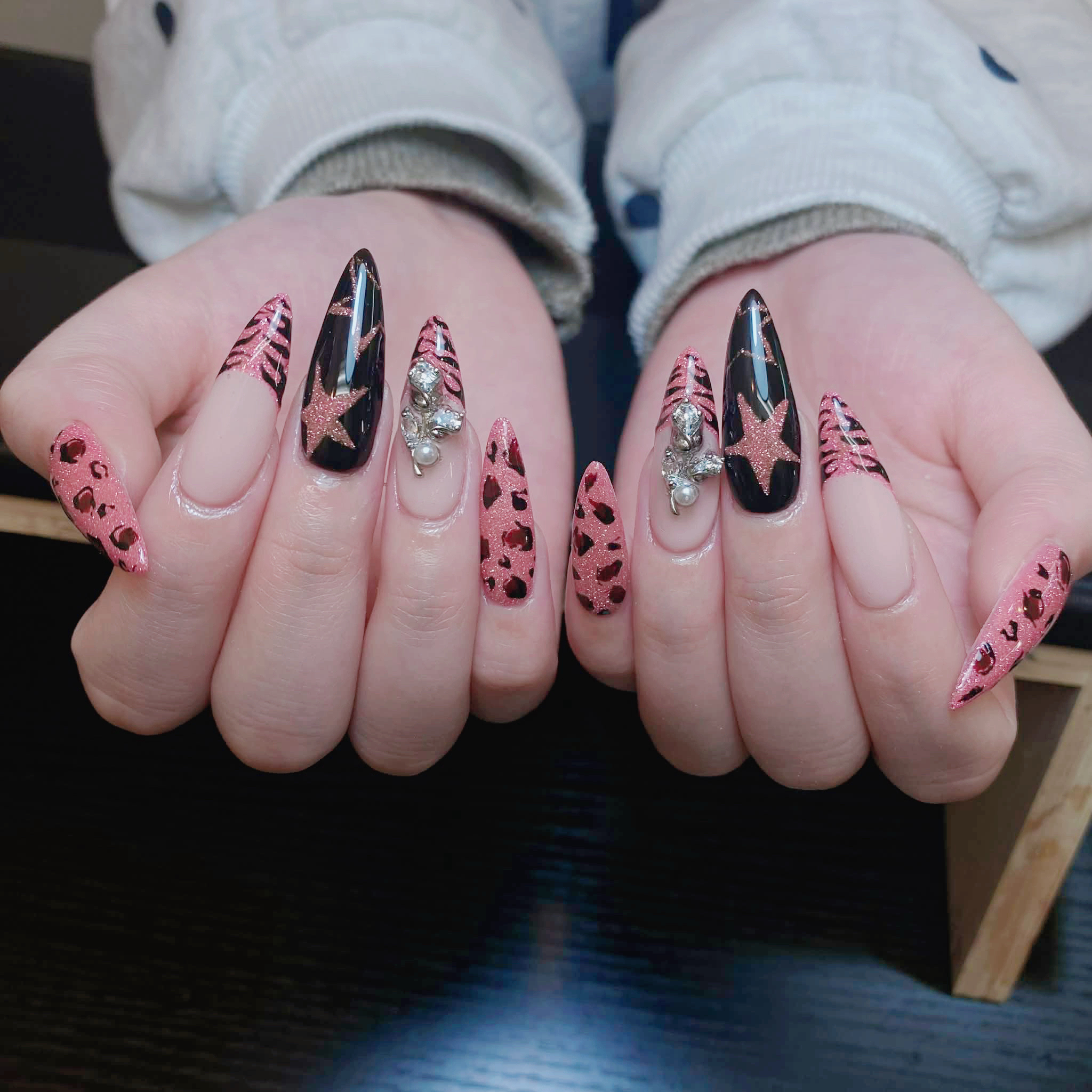 Lana_nailartstudio_Hana