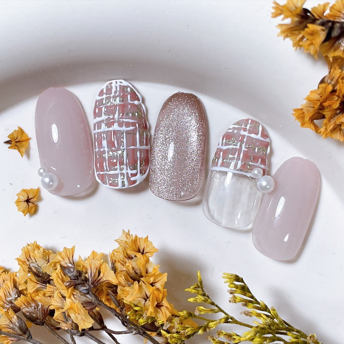 mogu_nail