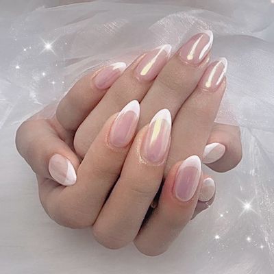 ★オフ無料★ 洗練デザイン♪ 美フォルム×ケア付フレンチ(カラーベース)