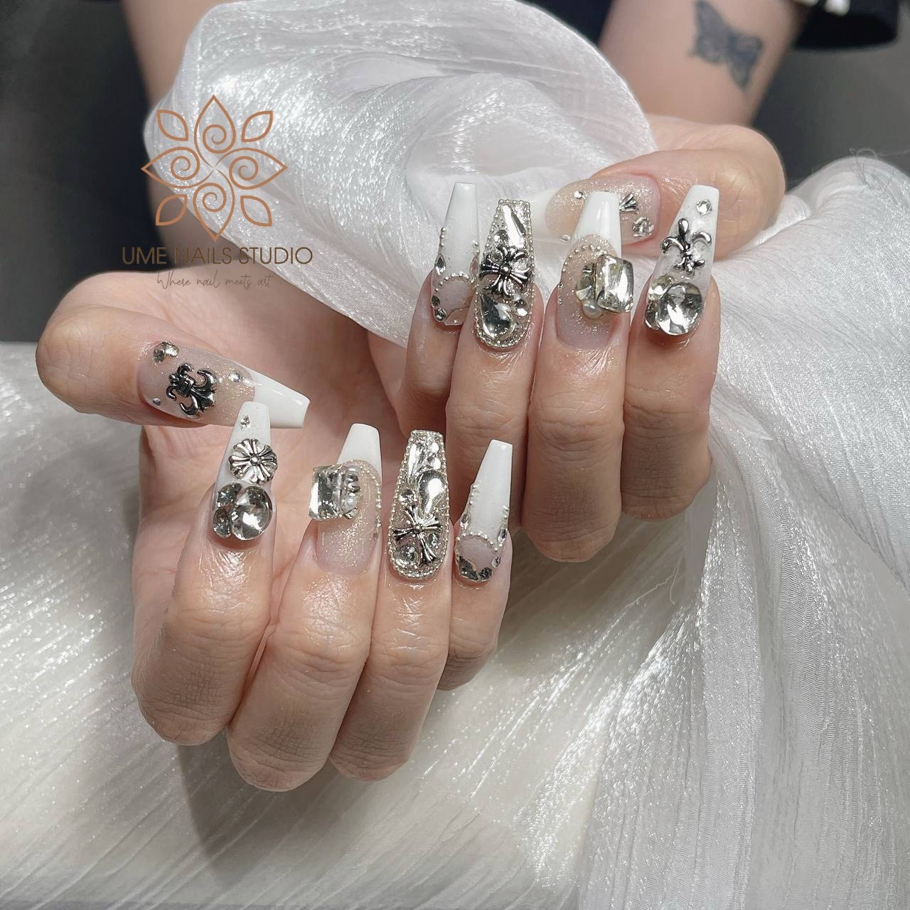 Akina_nail_ume