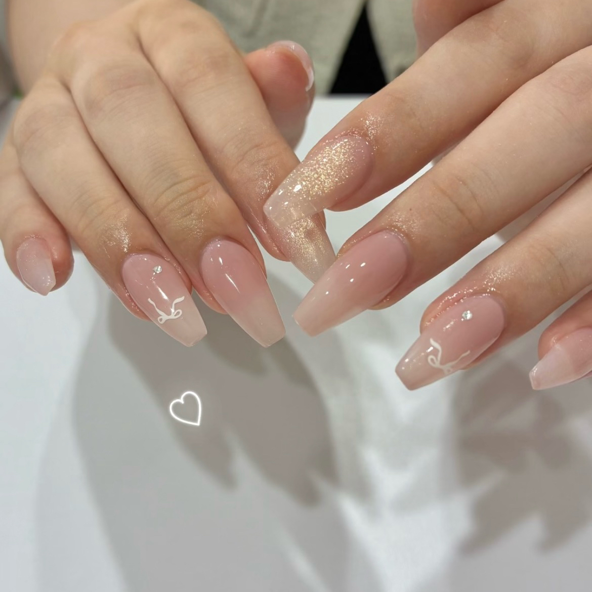 nyua_nail