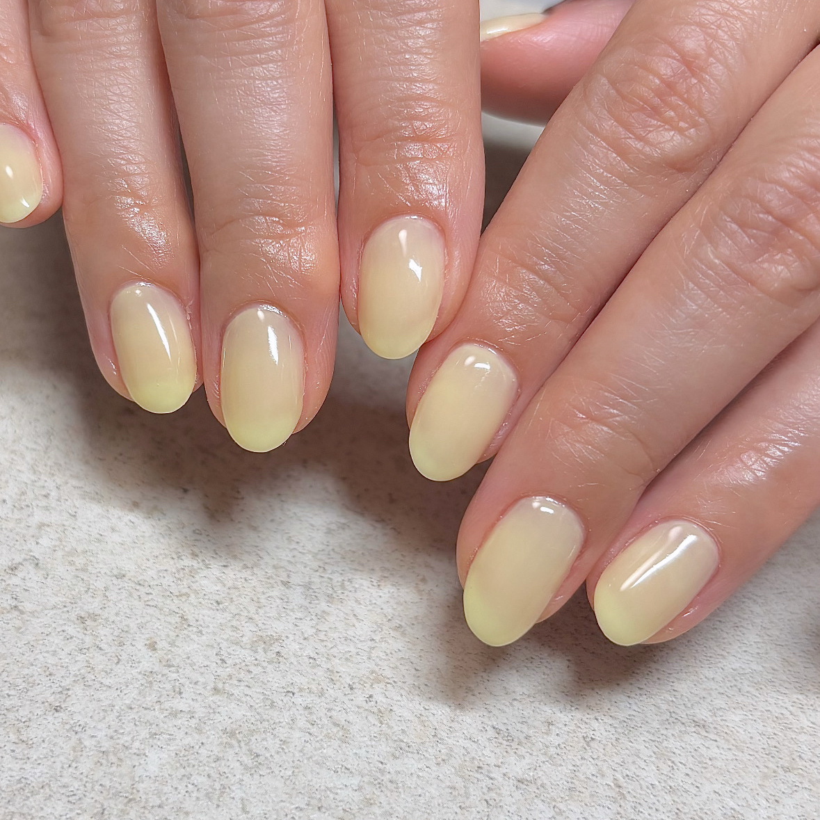 colorer_nail.ami