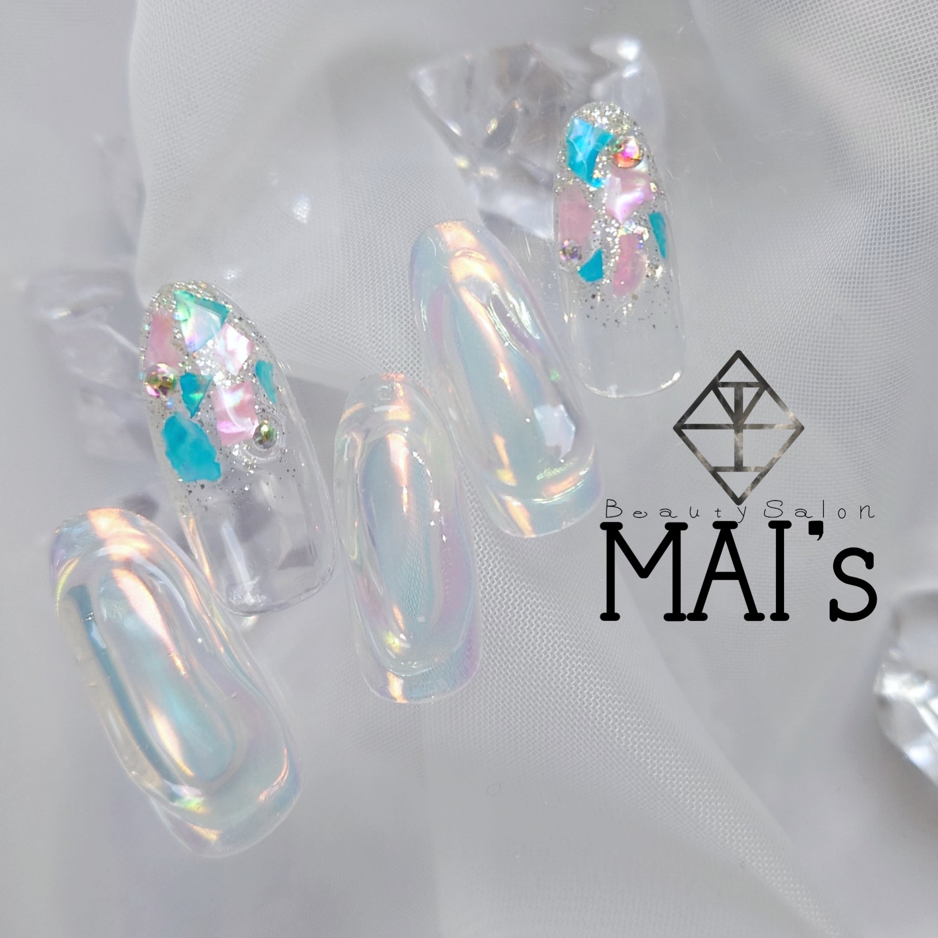 mais_nail.e