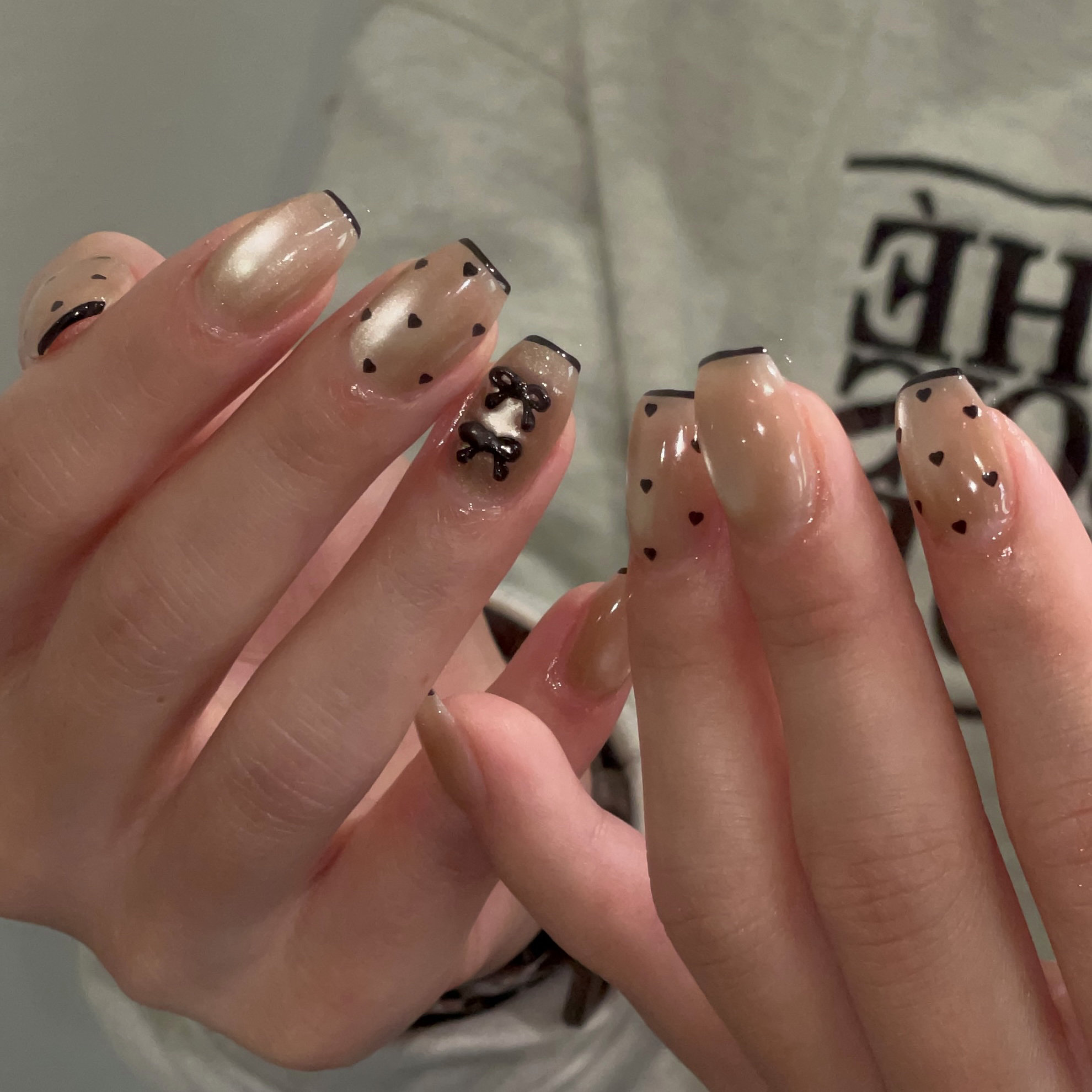 hau.nail