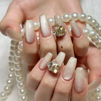 【Hand】 SNSで話題🫧マグネット/フラッシュネイル+2個大パーツ