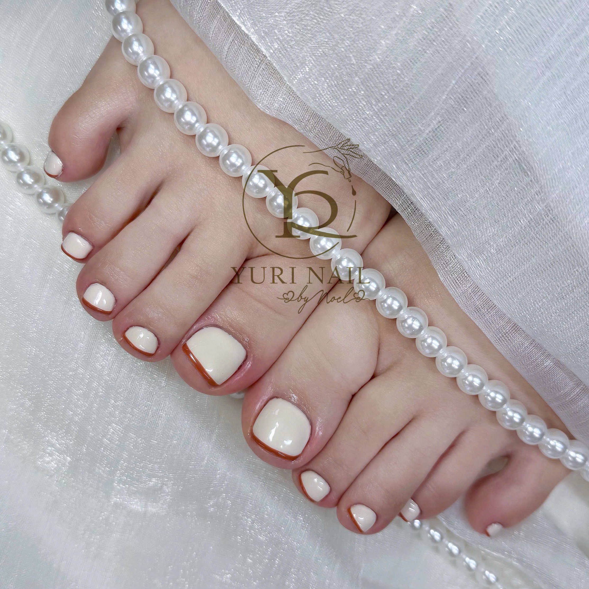 Yuri_nail_Anh