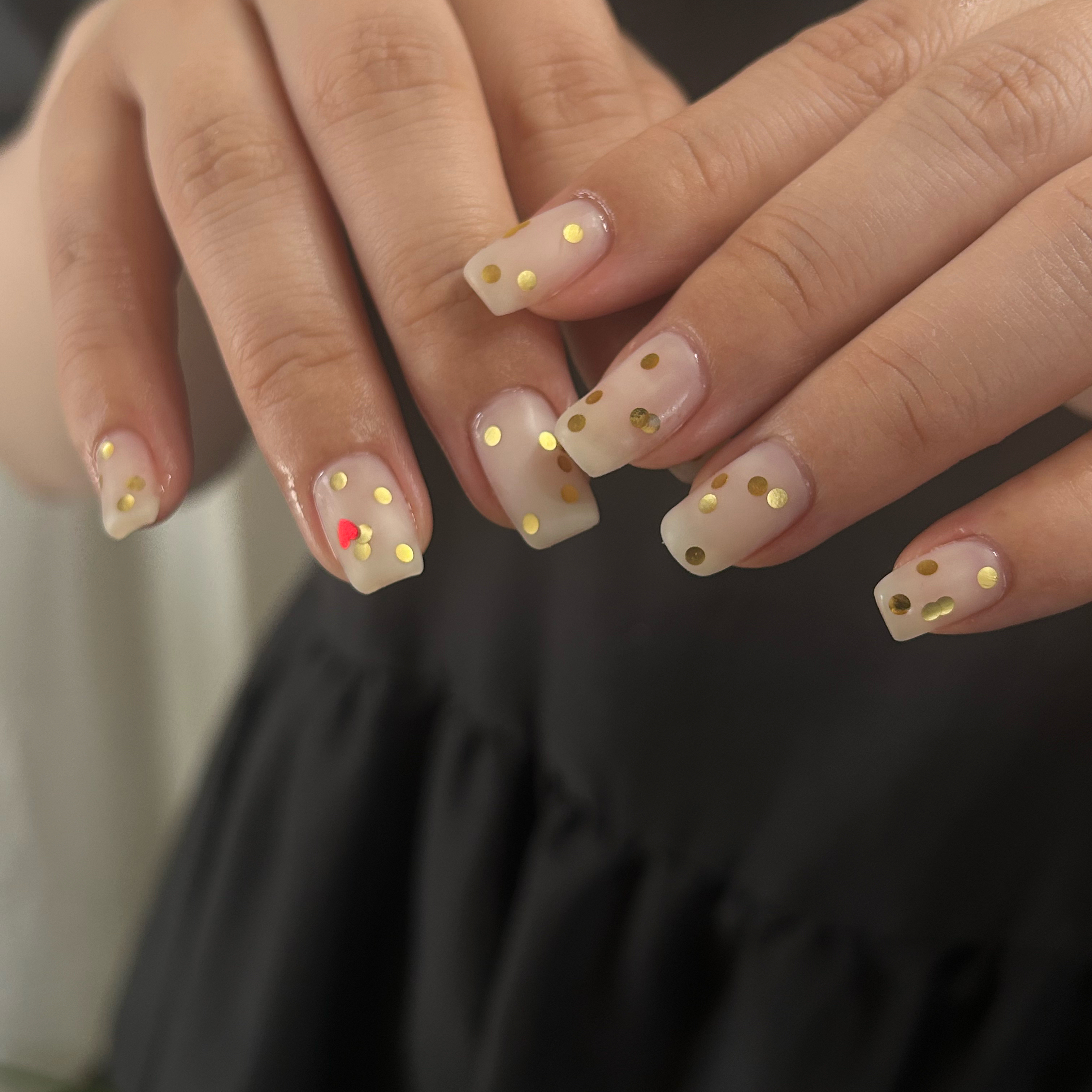 yuna_nails