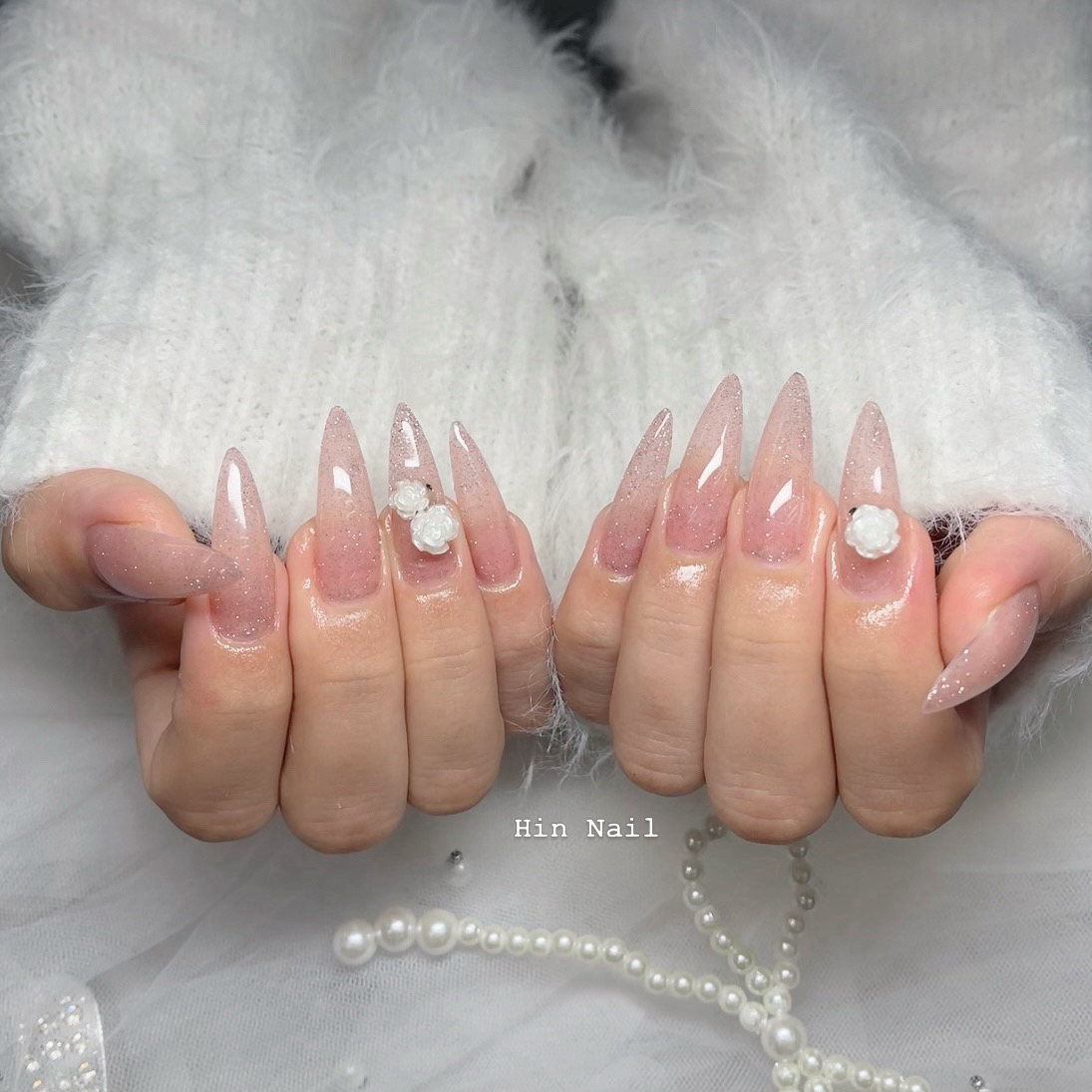 Hin_Nail