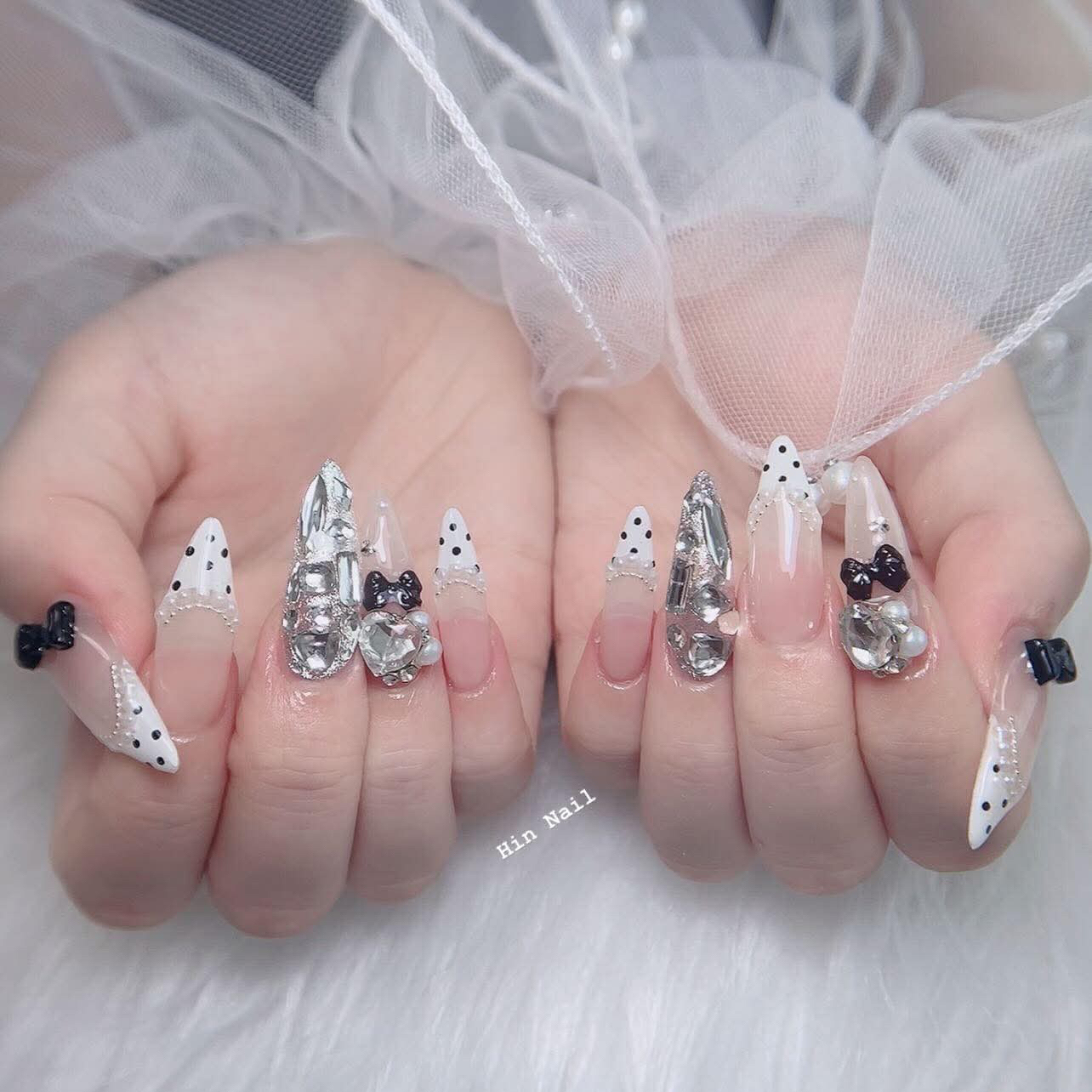 Hin.Nails_salon