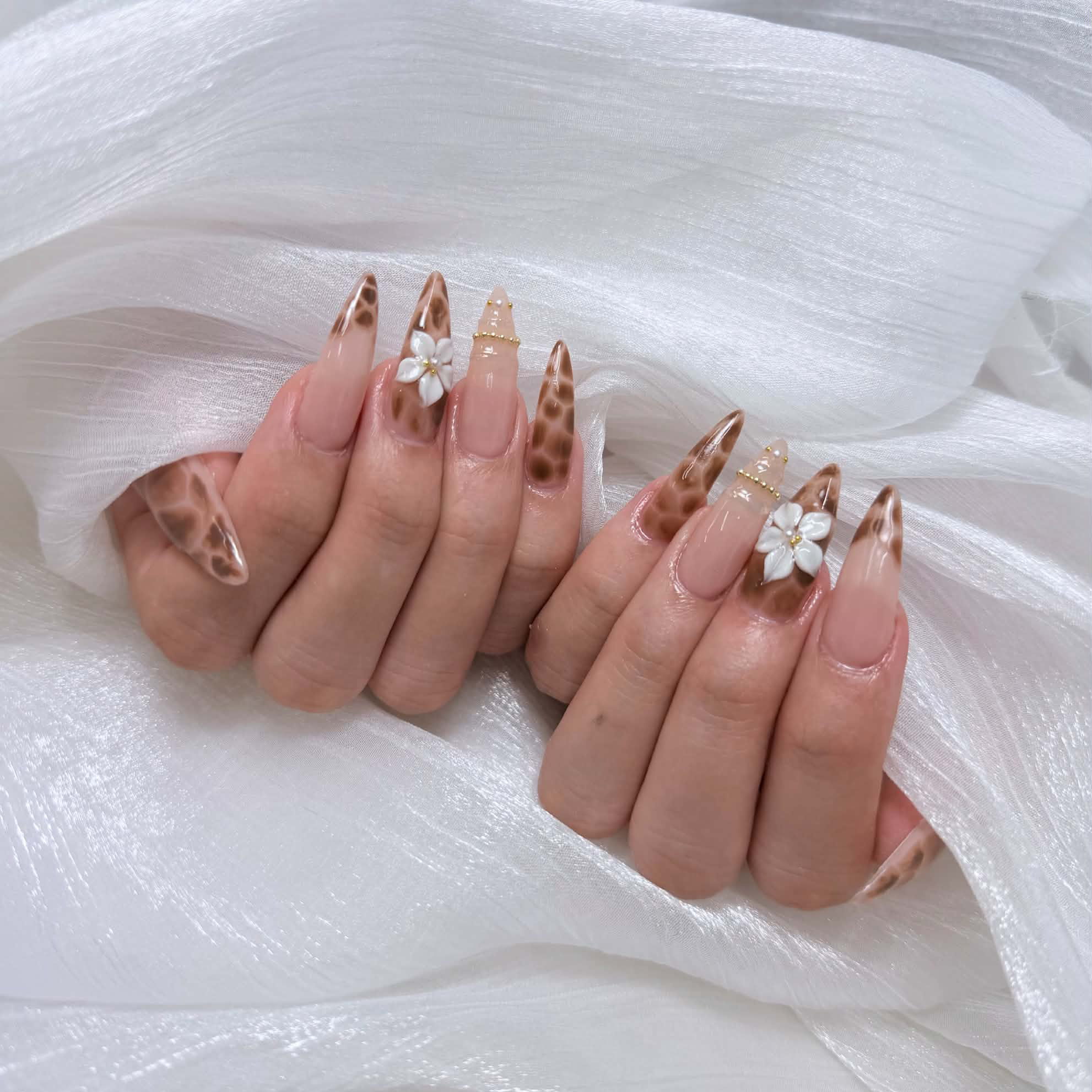 Julie_nail
