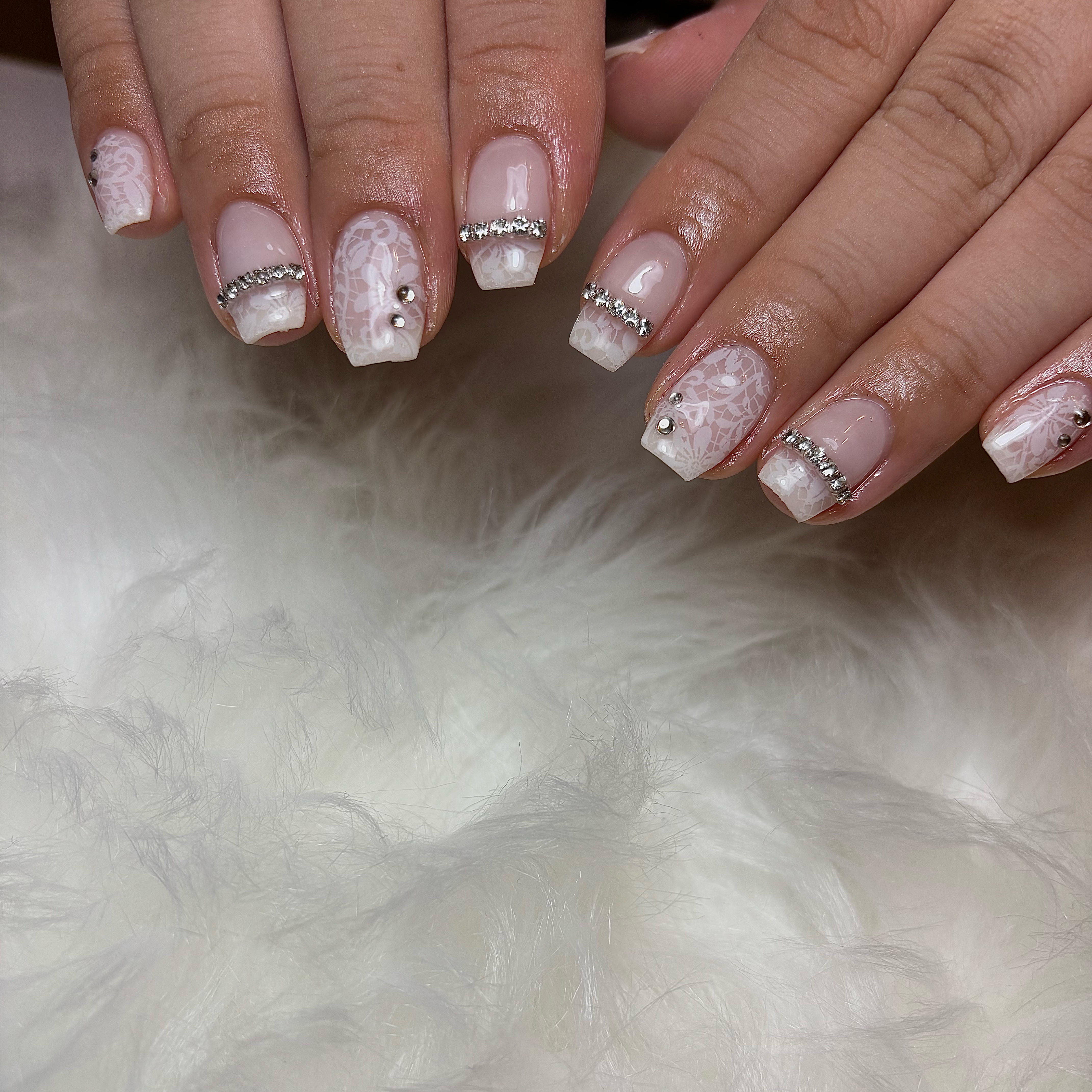 ayananails