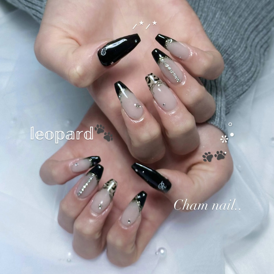 nail_cham