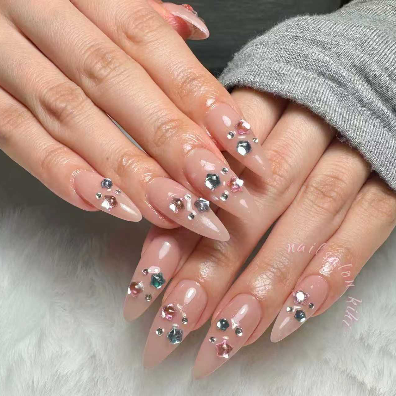 nailsalonkihi