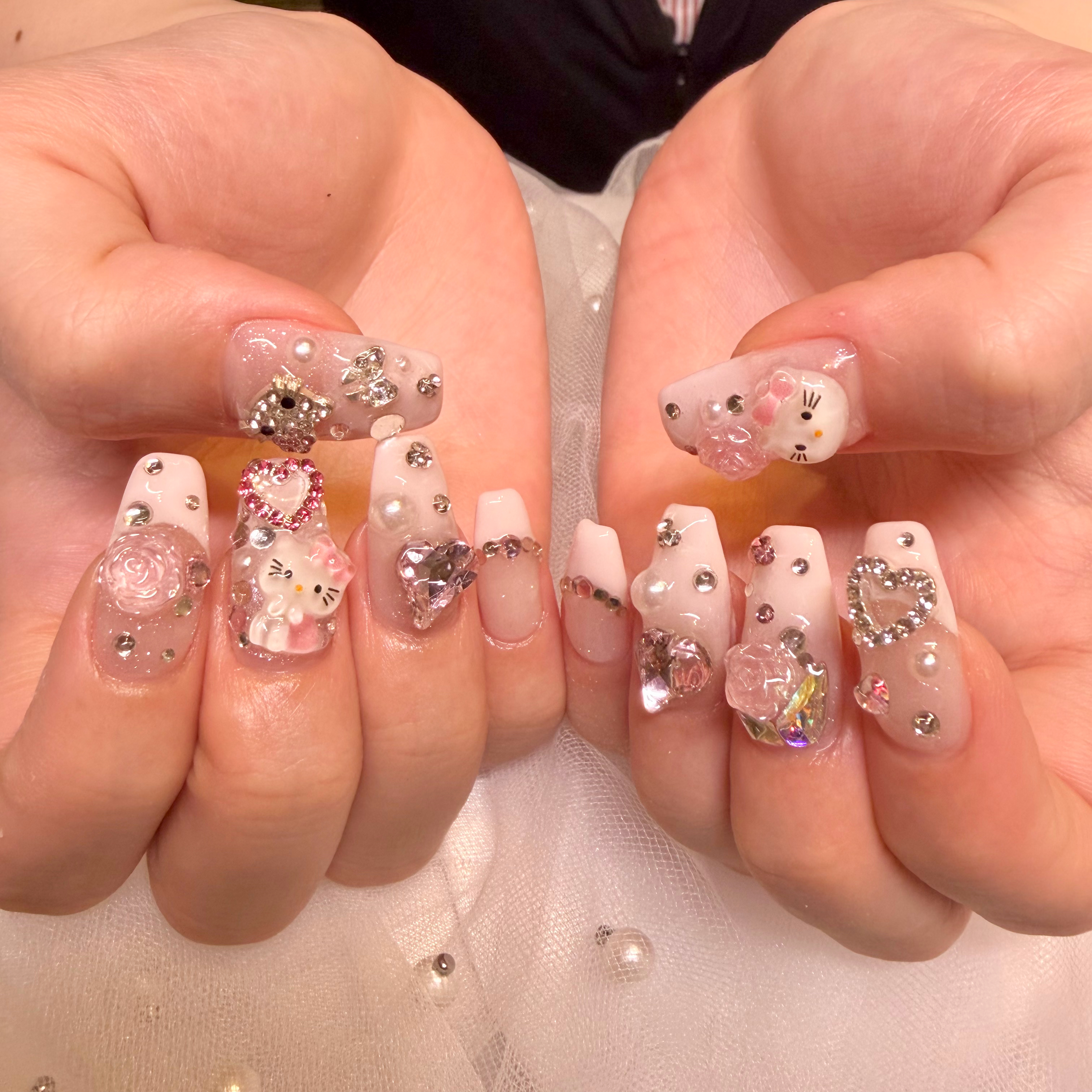 emu.nails