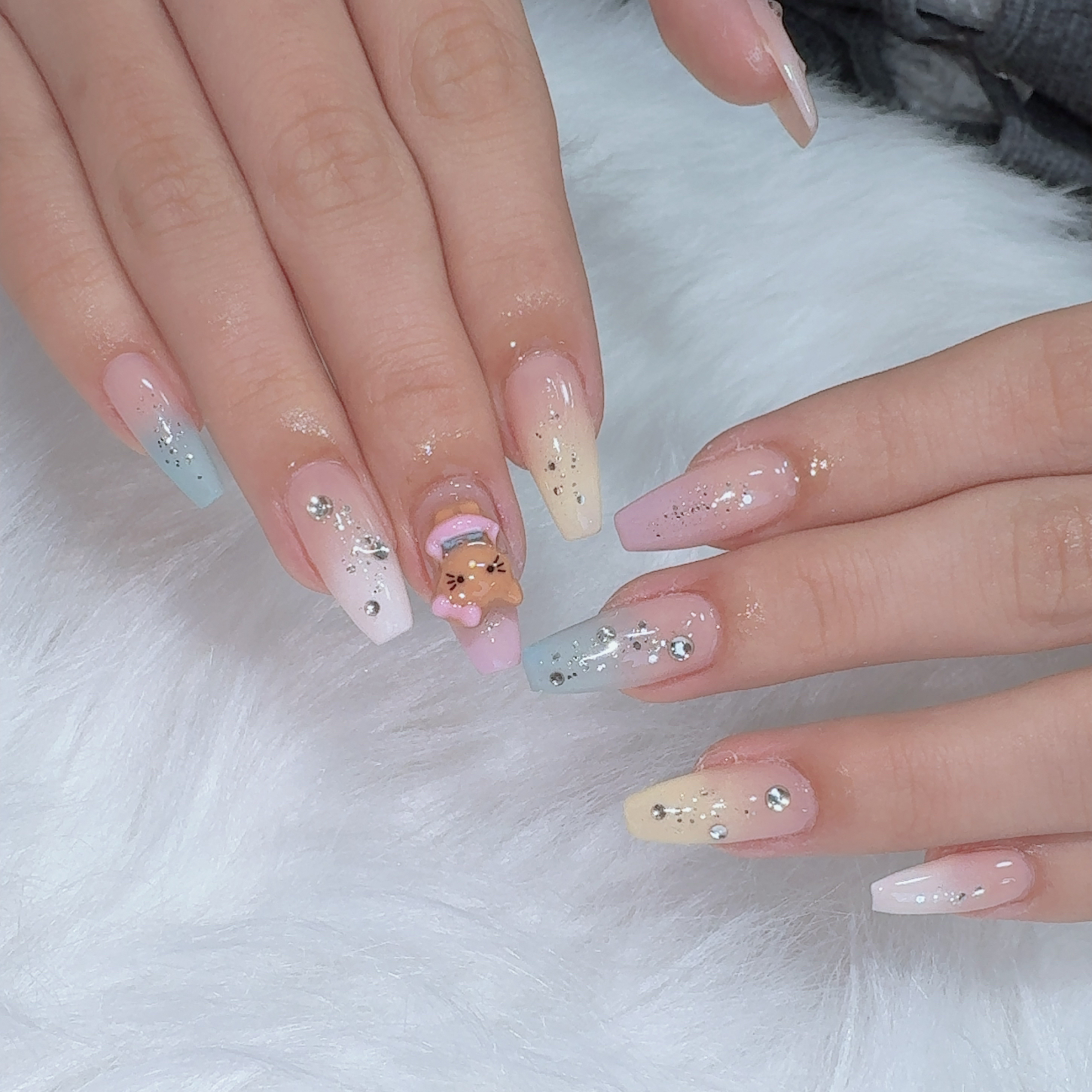 liux_nail