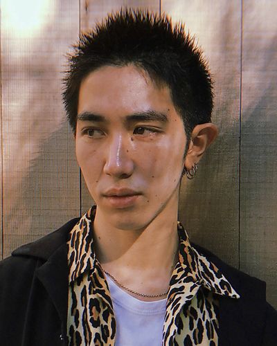 Haircut+炭酸泉spa +頭浸浴head spa 40min