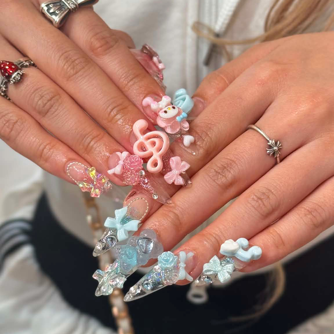 Aura.nailsalon