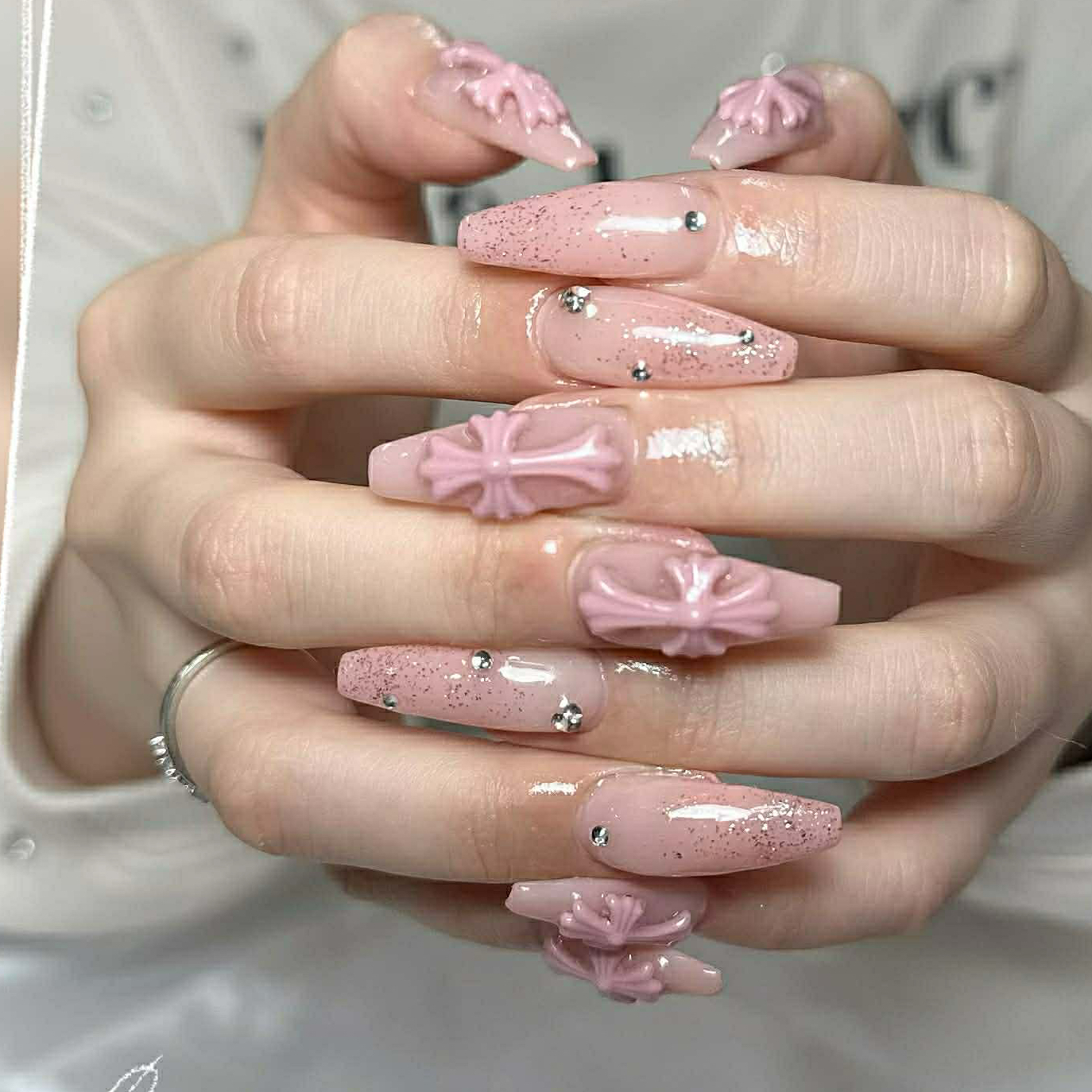 rena_reinails