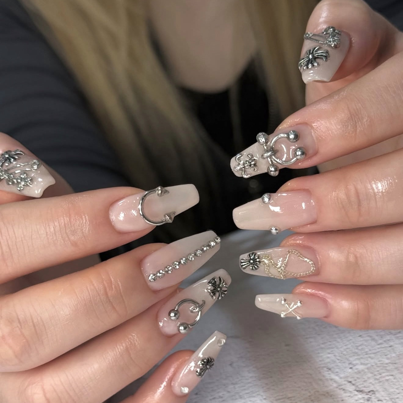 Lyna_Nails