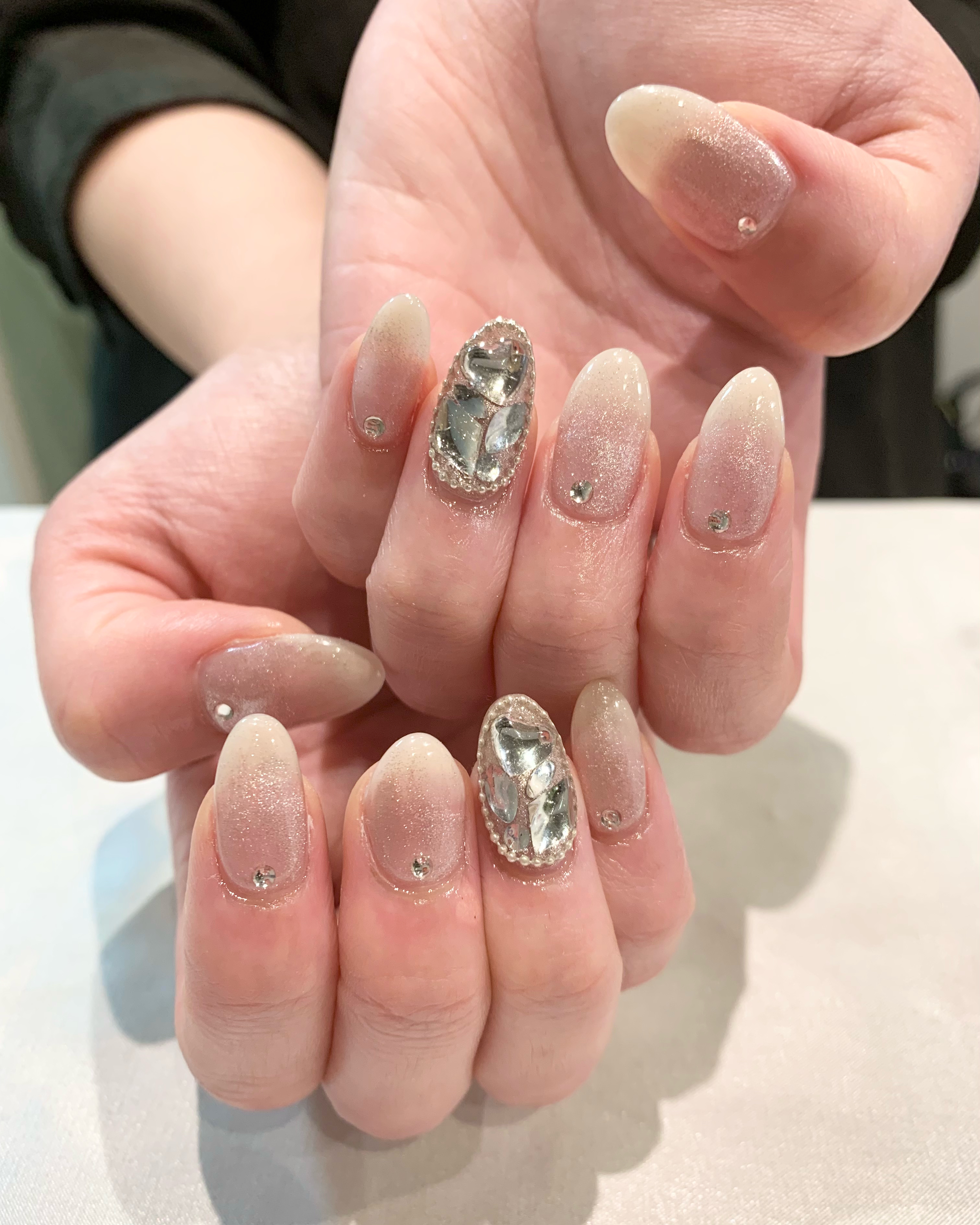 ecrin_mayu