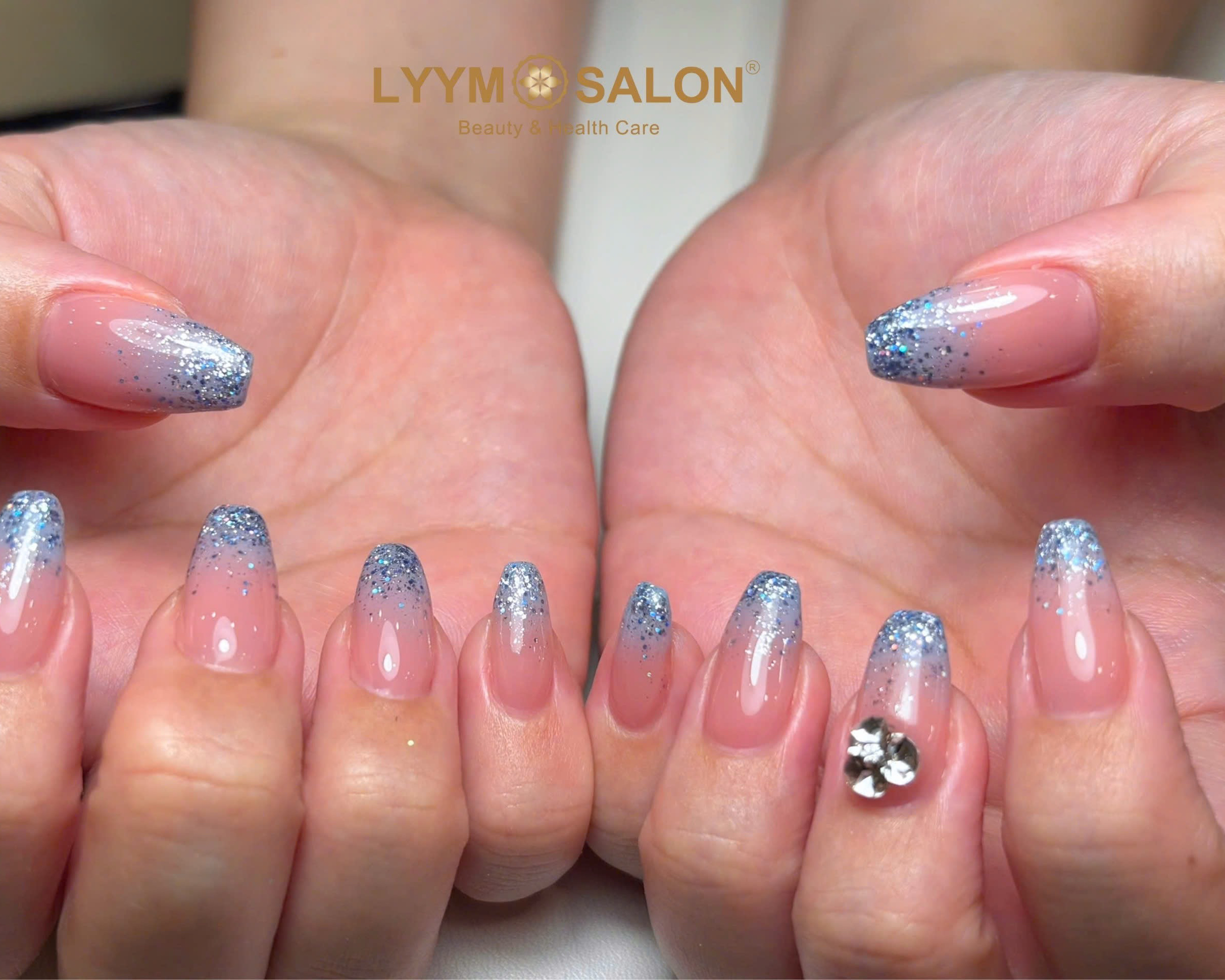 LyymSalon_rin