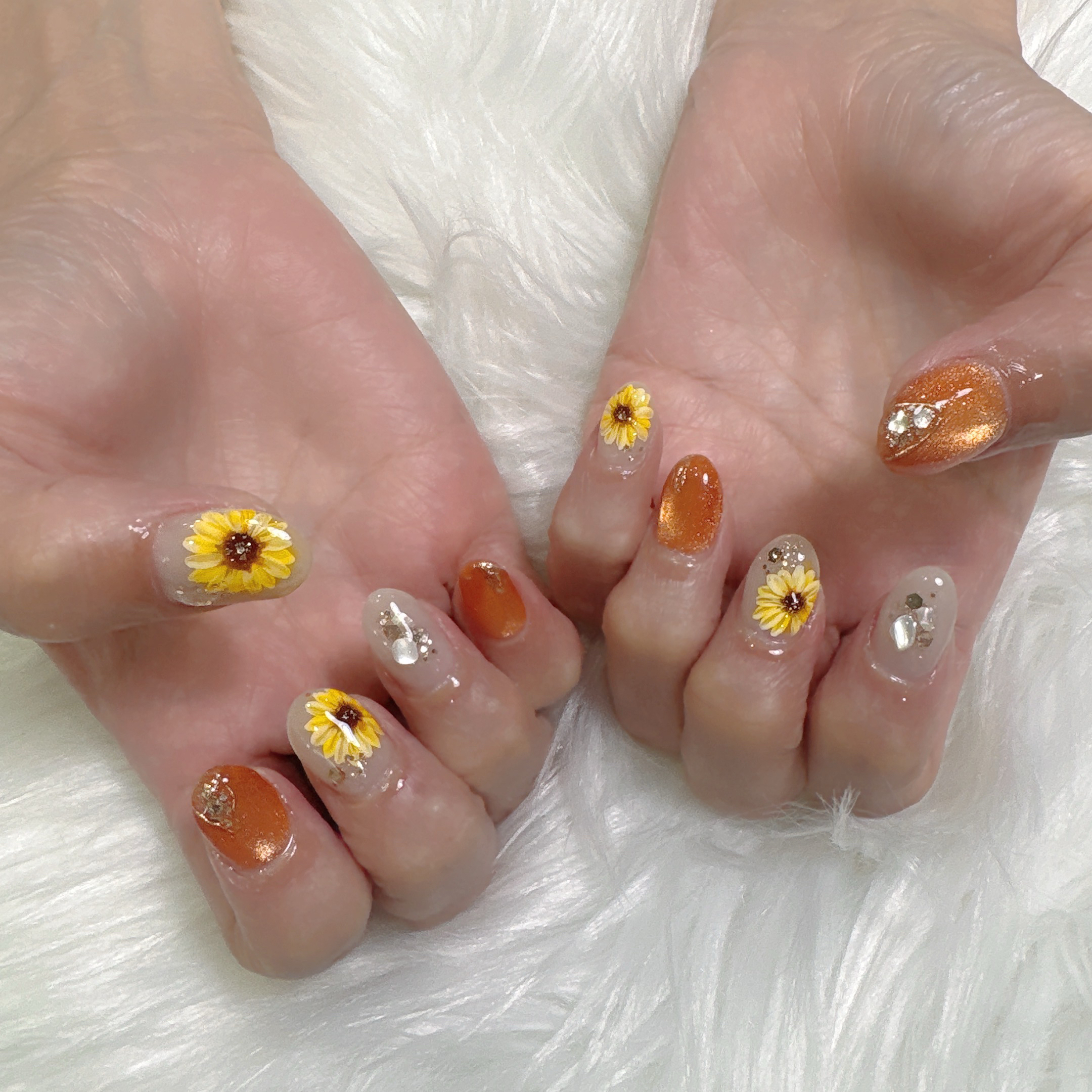 nico_nail.