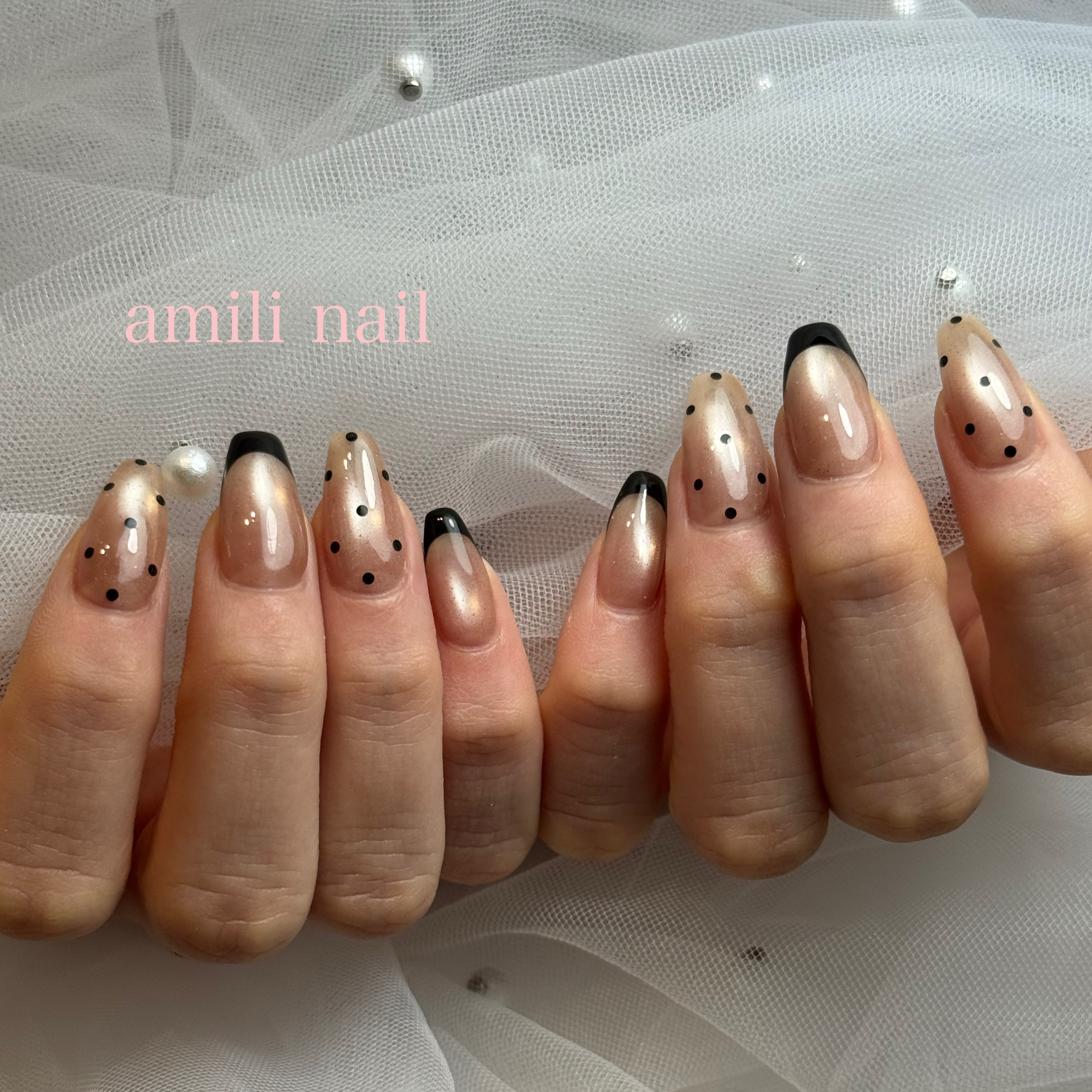 Nail_Amili_
