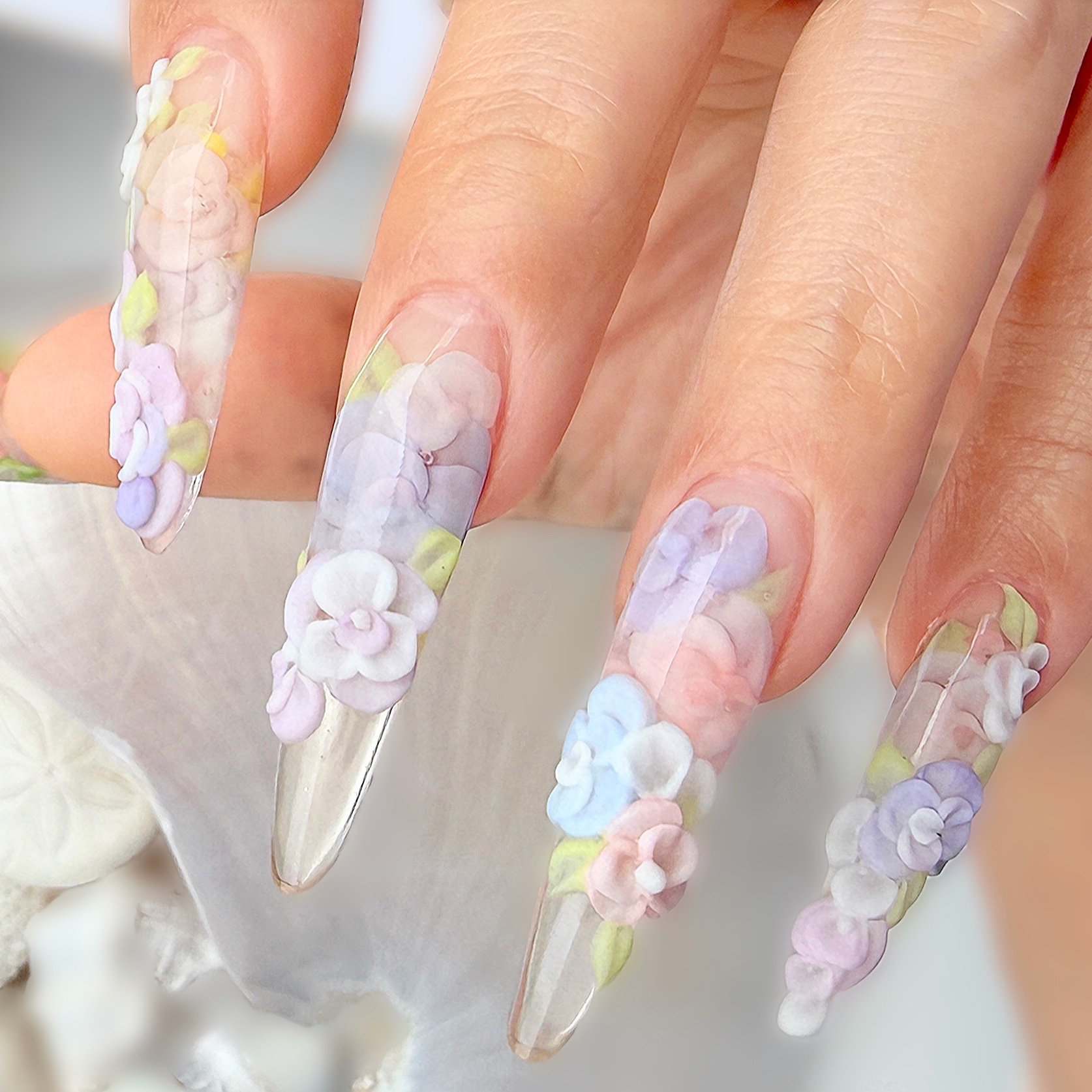 Nails_M