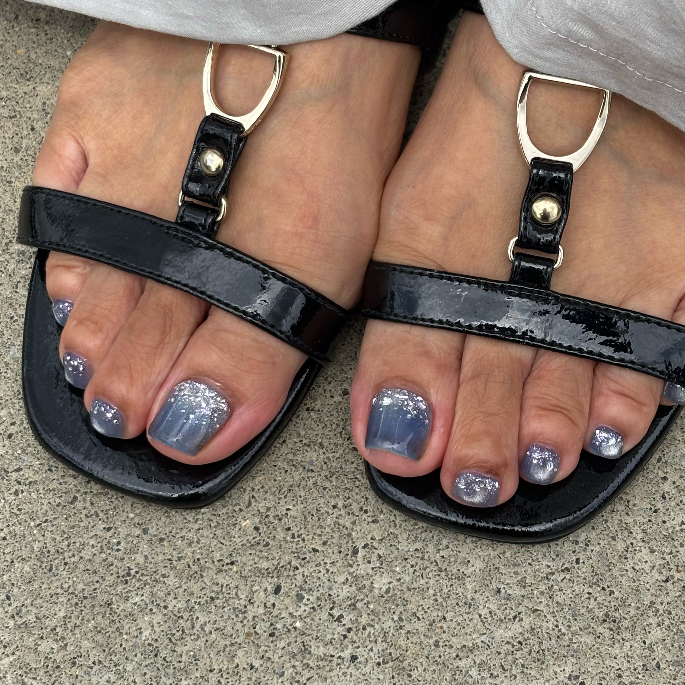 ave__nail
