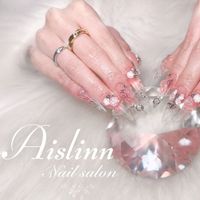 Aislinn_nail