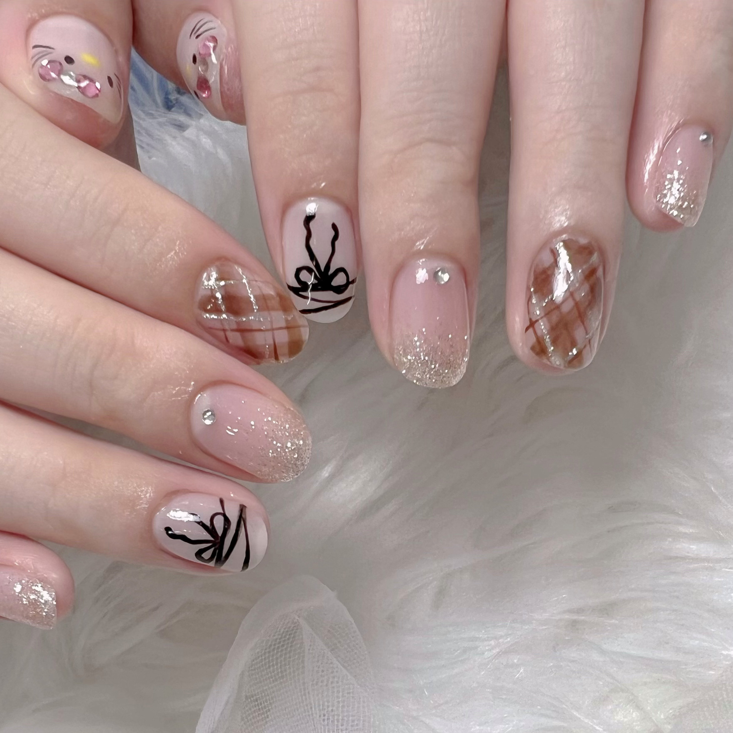 nail_by.mino