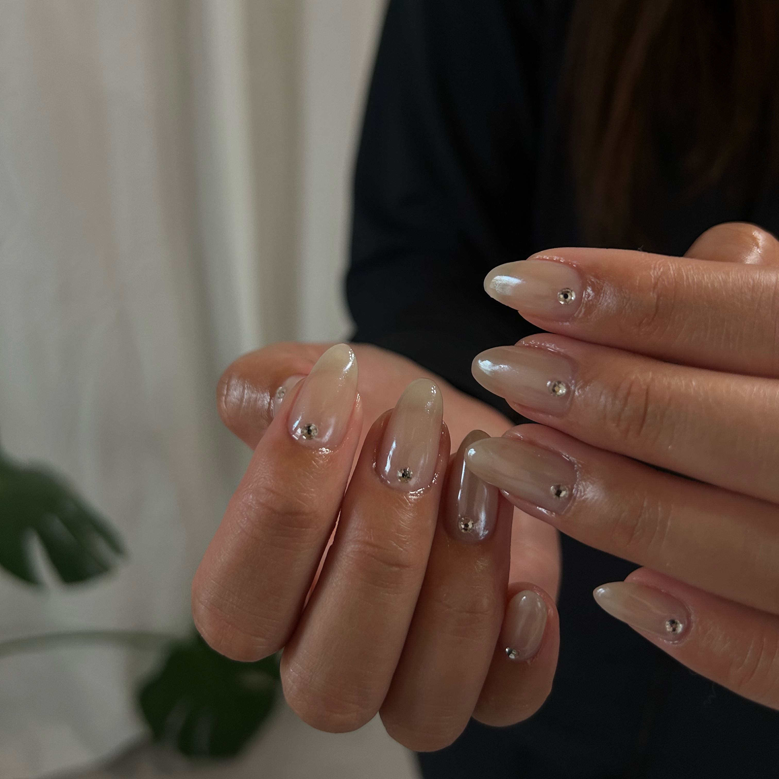 yuna_nails