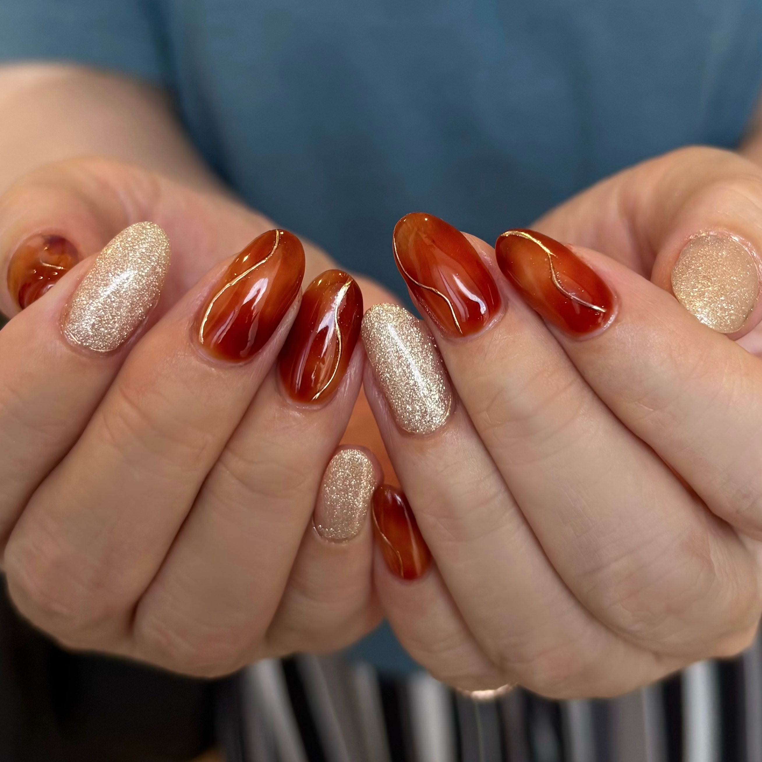 flore__nail