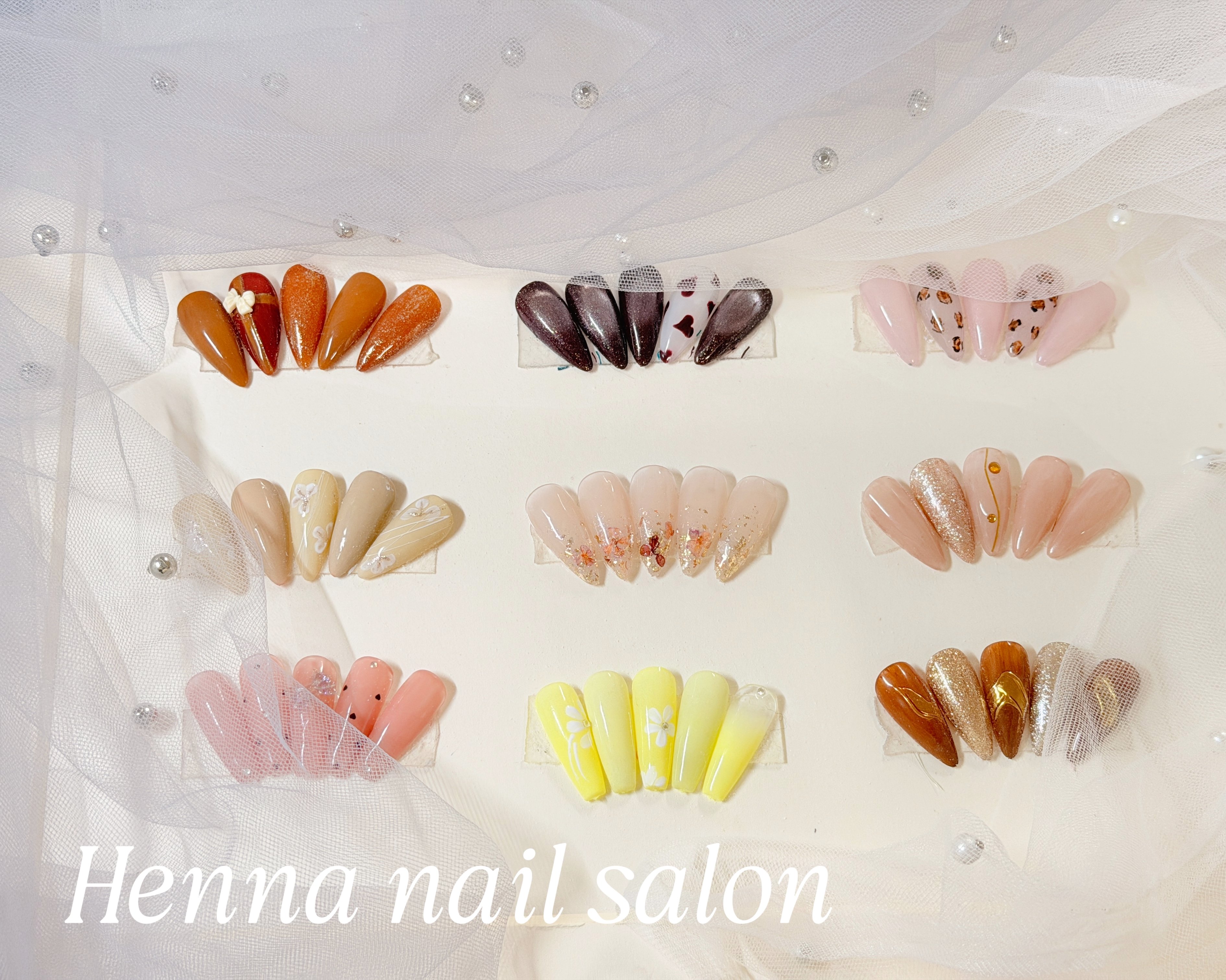 Henna_nail