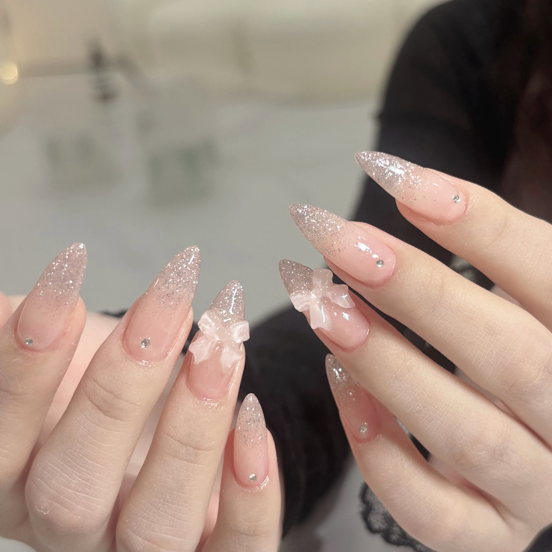 Fly_Nail_salon