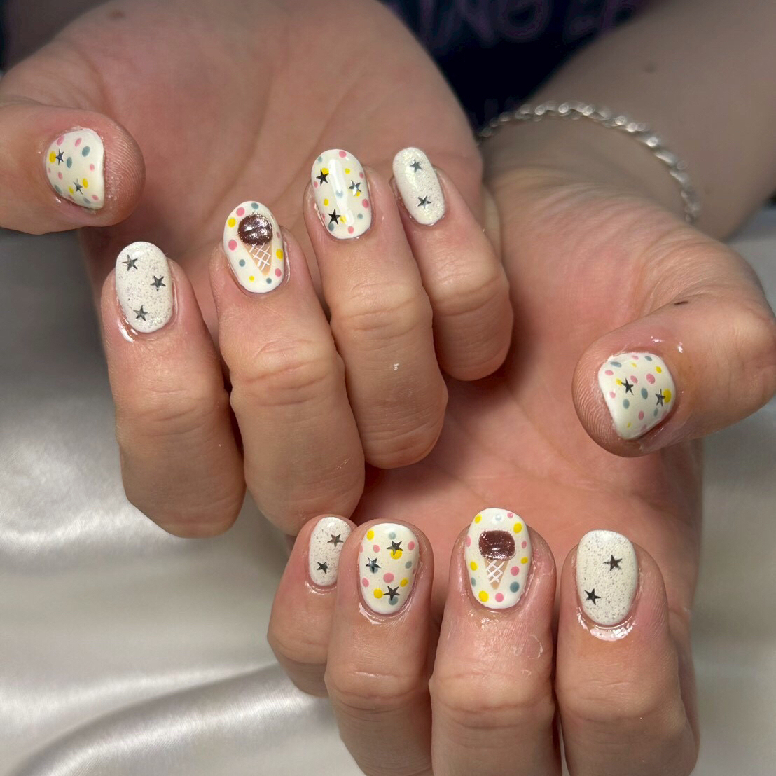 kiki_nail