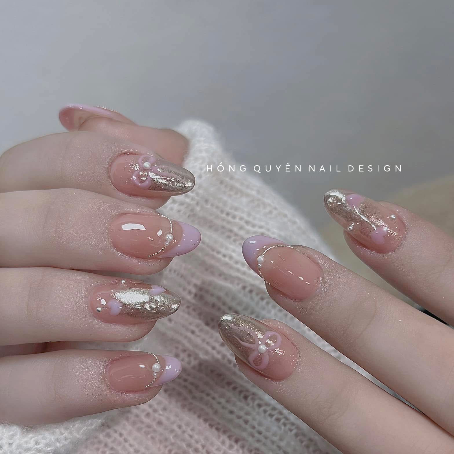 Aurora_nail