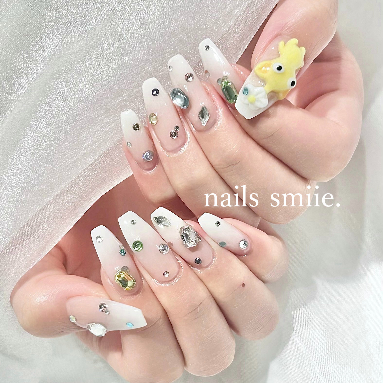 nails_smiie.
