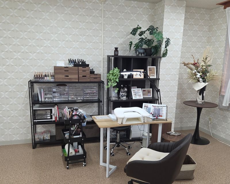 Nail salon LEVALO