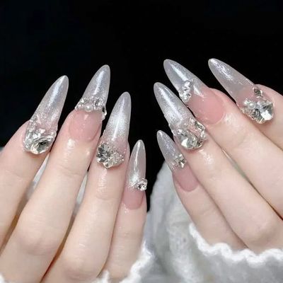 【人気No.1】チップ長だし10本アート、ストーンやり放題 ¥10800