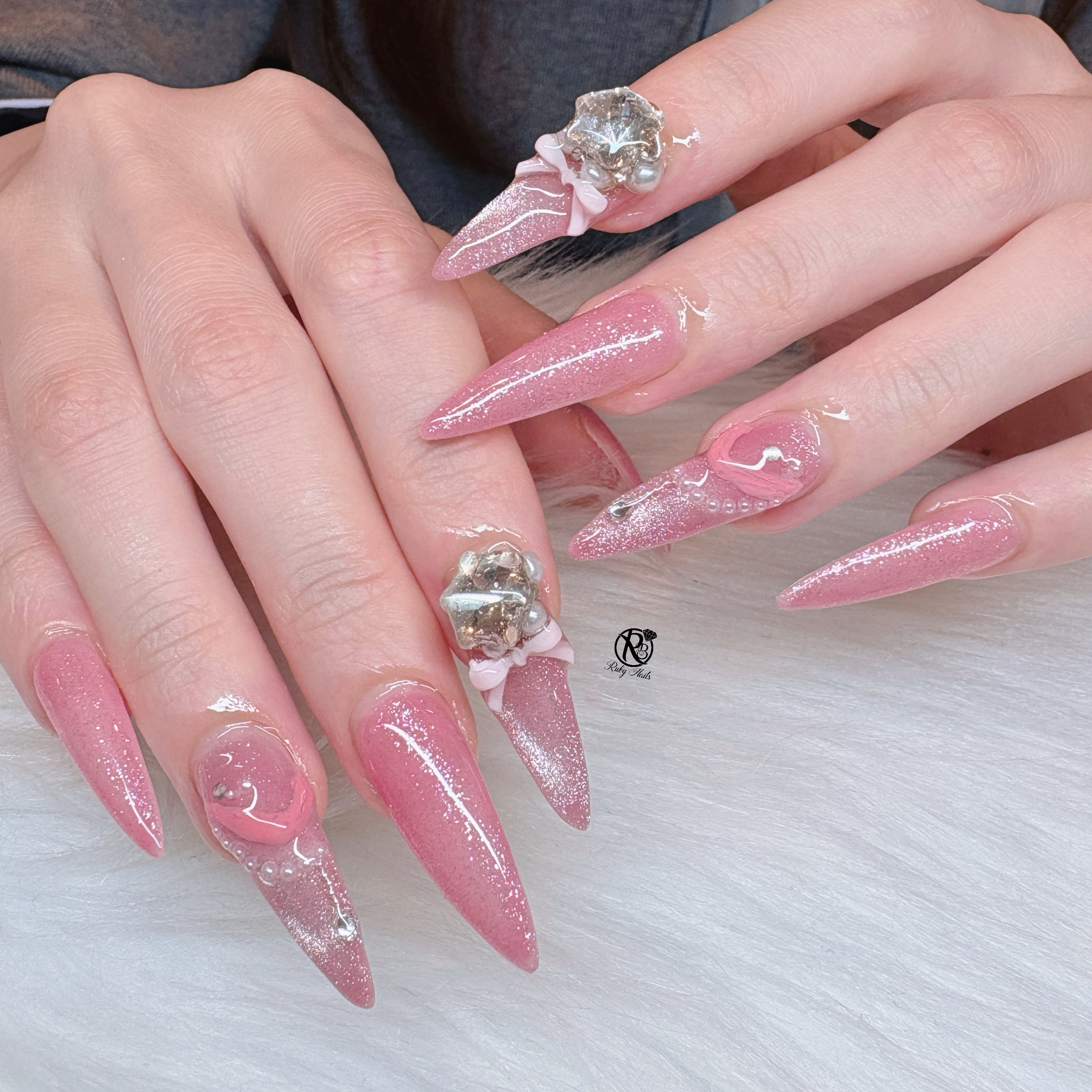 Emmy__Mint