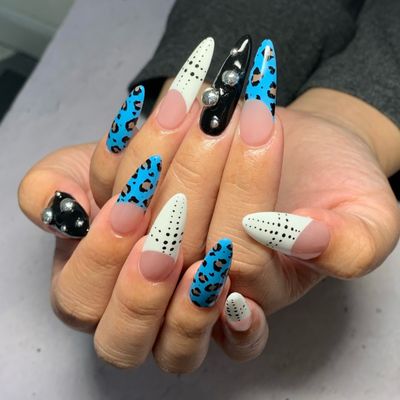 【リピーター様のみ】
スカルプMedium Artコース