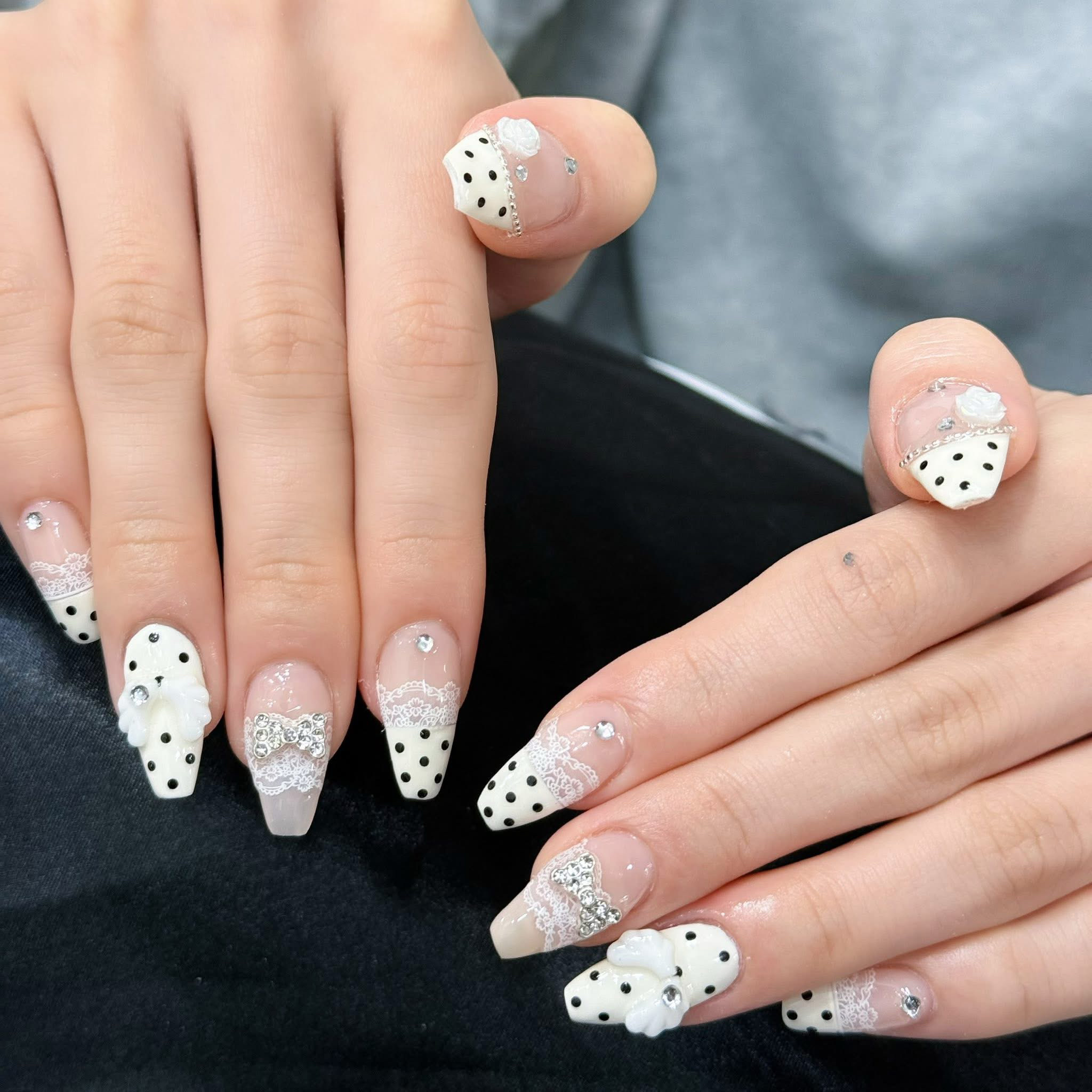 Naomi_RibonNail
