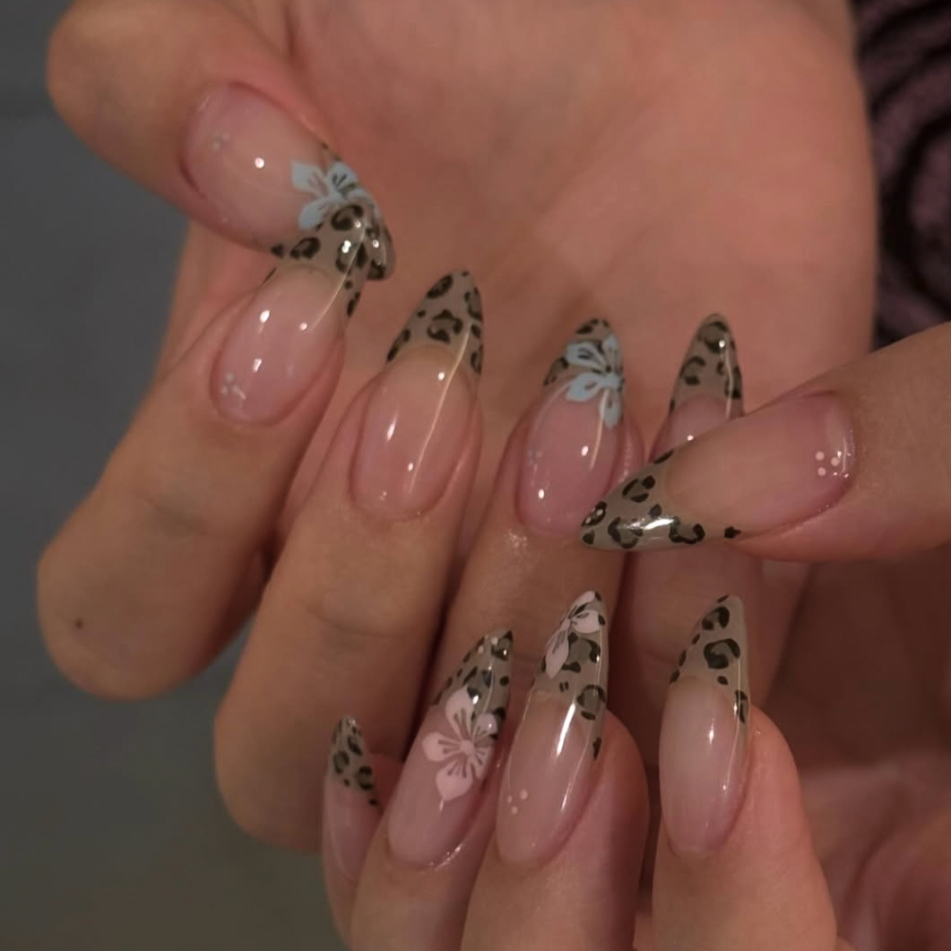 Babieblue_RibonNail