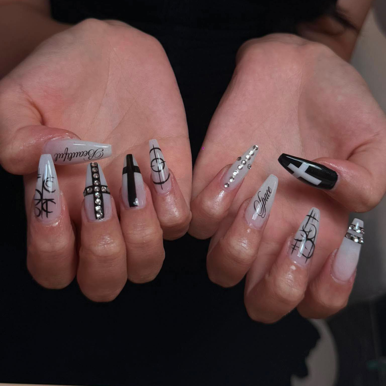 Yoko_Nail_