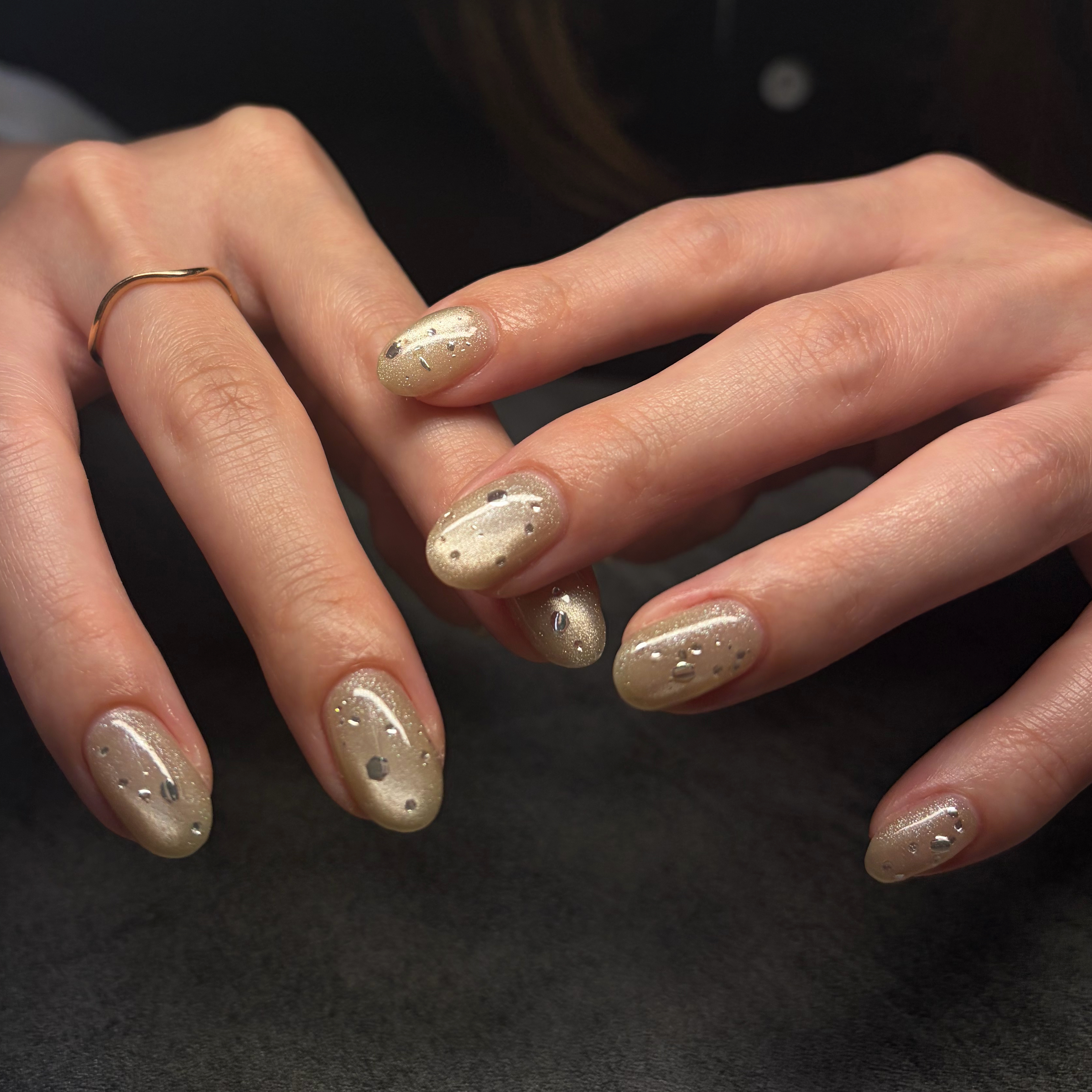 Ann.nail_arisa