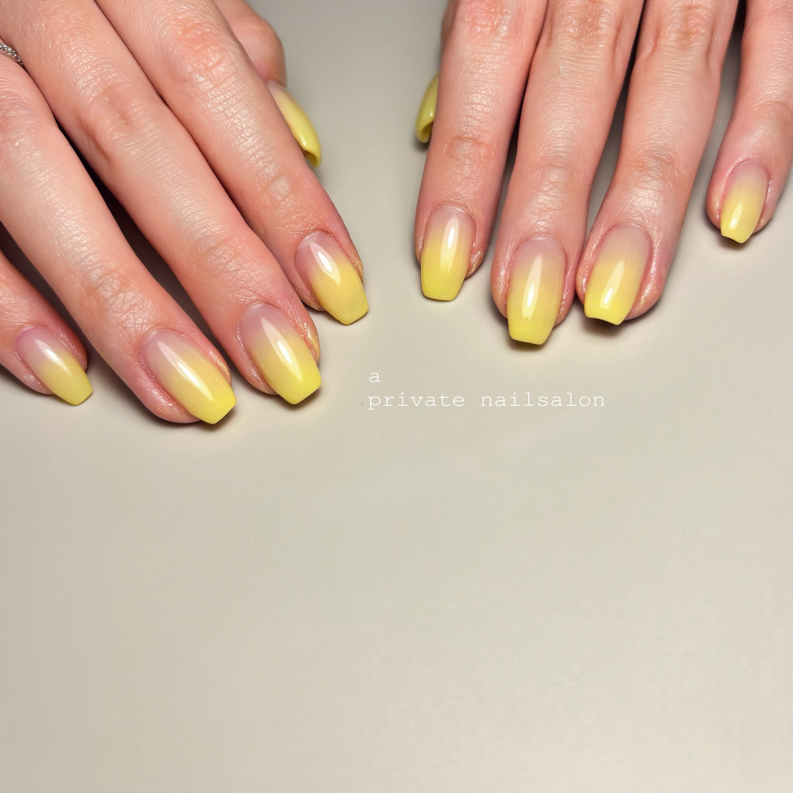 a_private_nailsalon