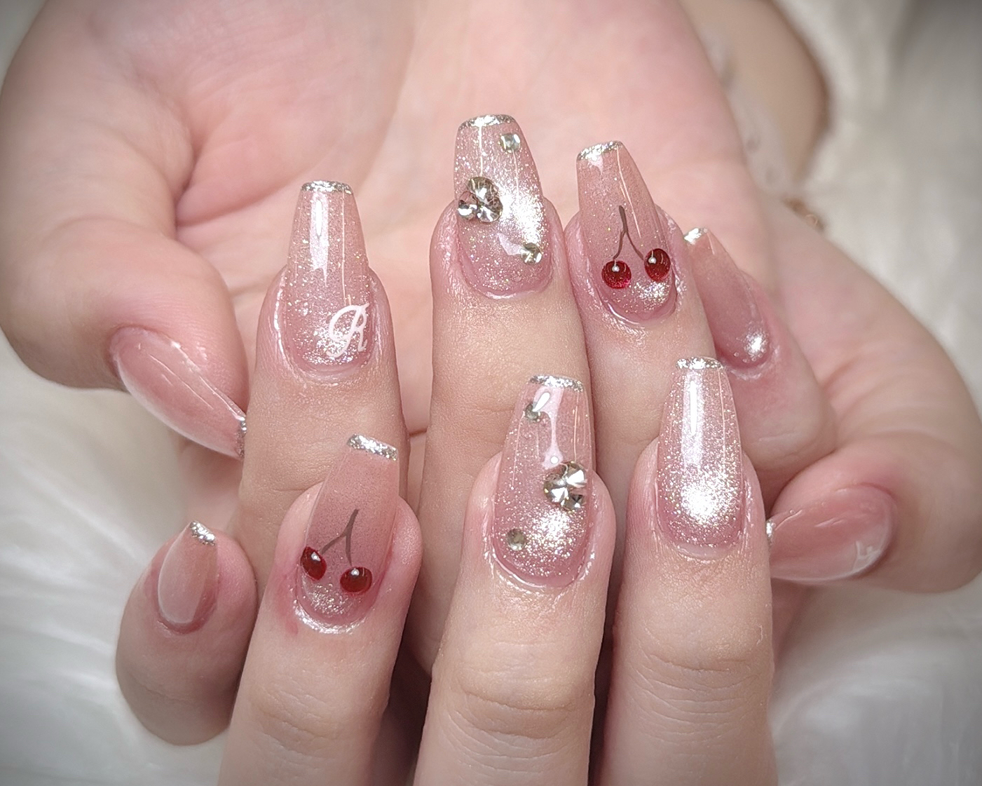 Vp1hue_nail